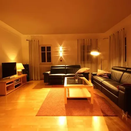 아파트 Komfort-ferienwohnung 